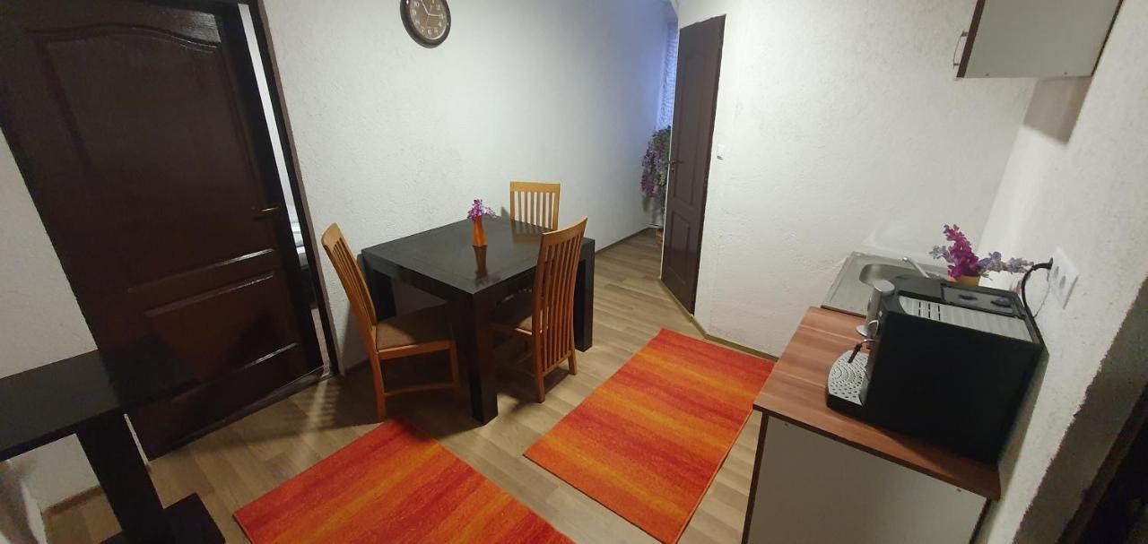 Apartman House Leilighet Odorheiu Secuiesc Eksteriør bilde